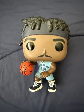 Funko Memphis Grizzlies Blue Jersey Basketball Player Pop! Vinyl